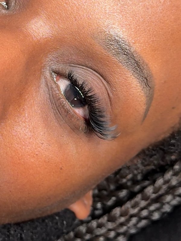 Lash Extensions - Classic Set